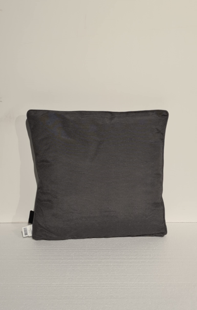 Sierkussen 45x45 piping Panama black