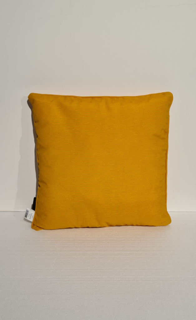 Sierkussen 45x45 piping Panama golden glow