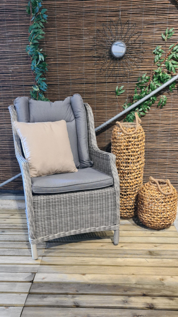 Sierkussen 45x45 piping Panama linnen