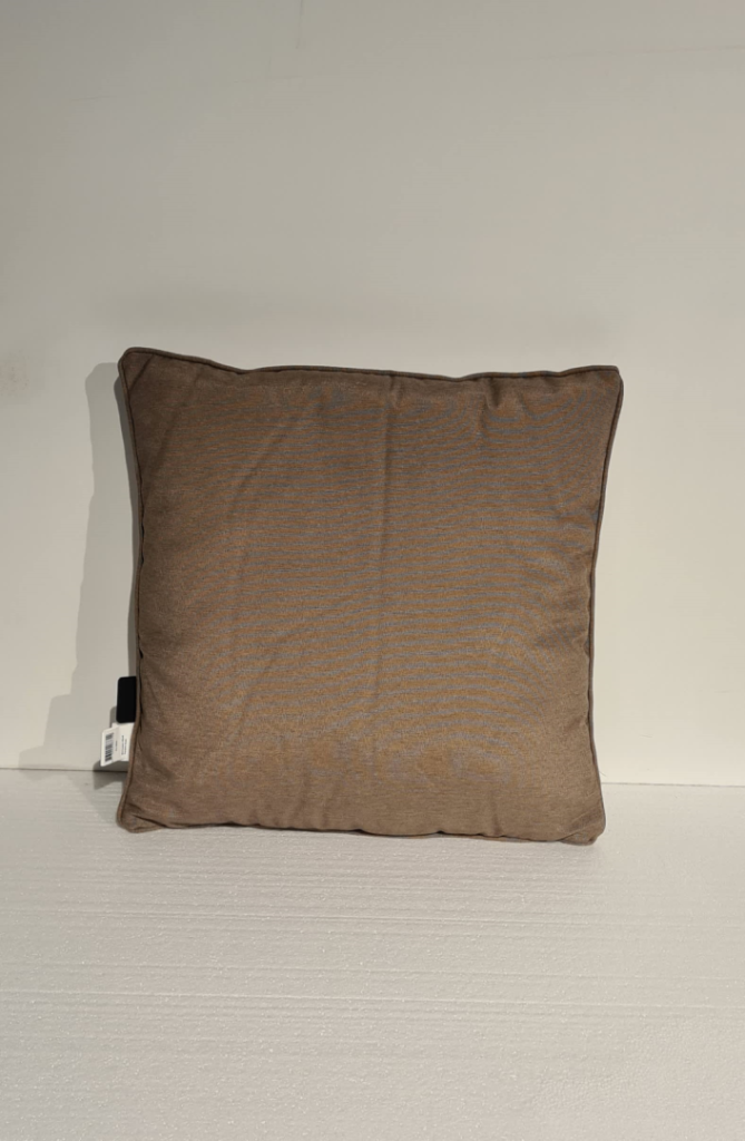 Sierkussen 45x45 piping Panama taupe