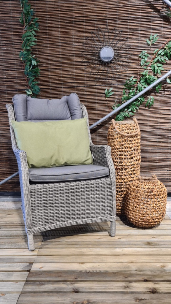 Sierkussen 60x40 piping Panama sage