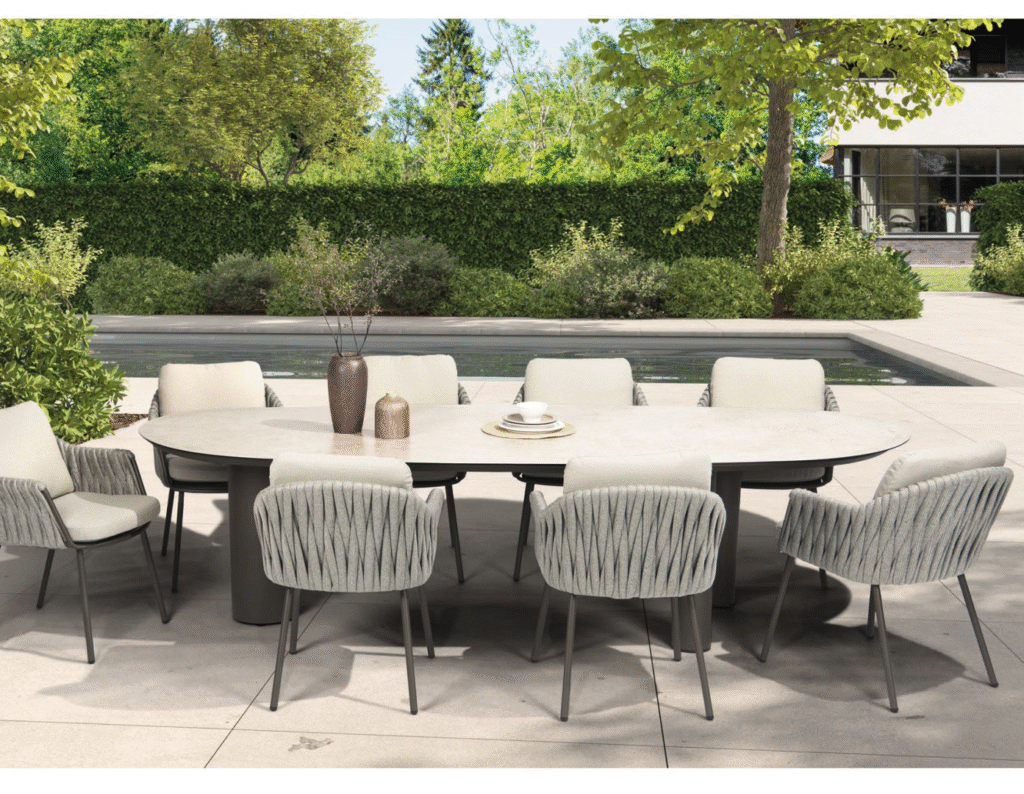 Dining tafel Denia mango terre 290 cm + Dining stoel Cannes 10-dlg