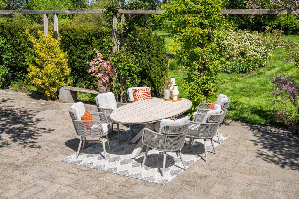 Dining tafel Edison ovaal taupe light teak - 220x115 cm