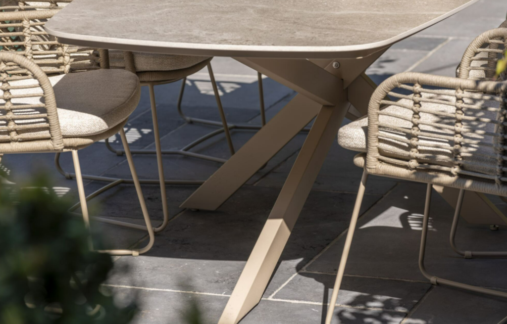 Dining tafel Prado barrel latte - 300x110 cm