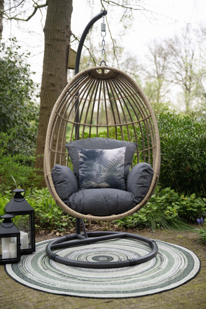 Hangstoel Panama swing chair egg carbon black rotan