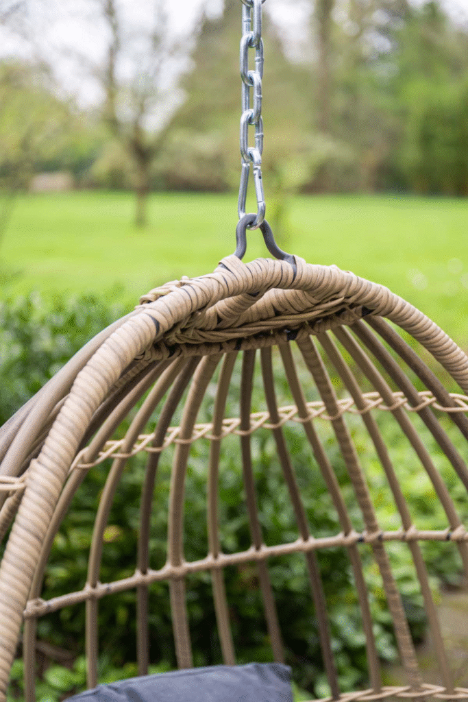 Hangstoel Panama swing chair egg carbon black rotan