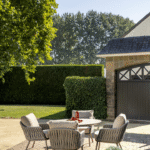 Low dining tafel Sara terre Ø130 cm + Low dining stoel Cannes 5-dlg