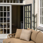 Chaise longe loungeset Biarritz + Loungestoel Biarritz + Loungetafel Hampton ovaal 4-dlg