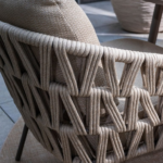 Low dining tafel Salute + Low dining stoel + low dining bank 4-dlg