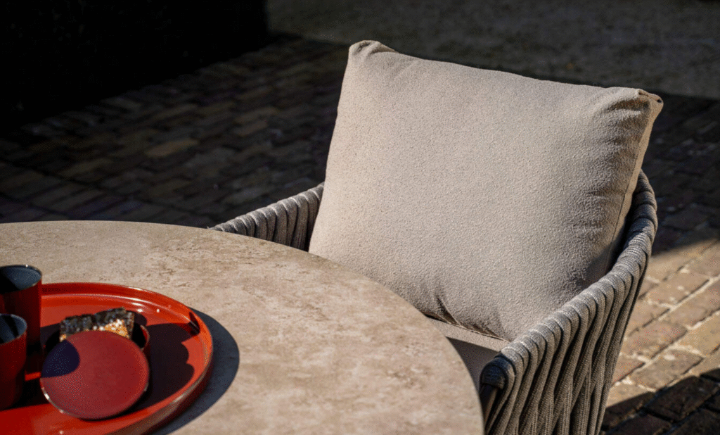 Low-dining tafel Sarah keramiek terre - Ø130 cm