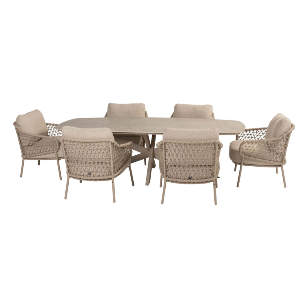 Low dining tafel Nevada barrel 250 x 105 cm latte + Low dining stoel Sardinia 8-dlg