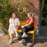 Tuinbank Max metaal 120cm Okergeel